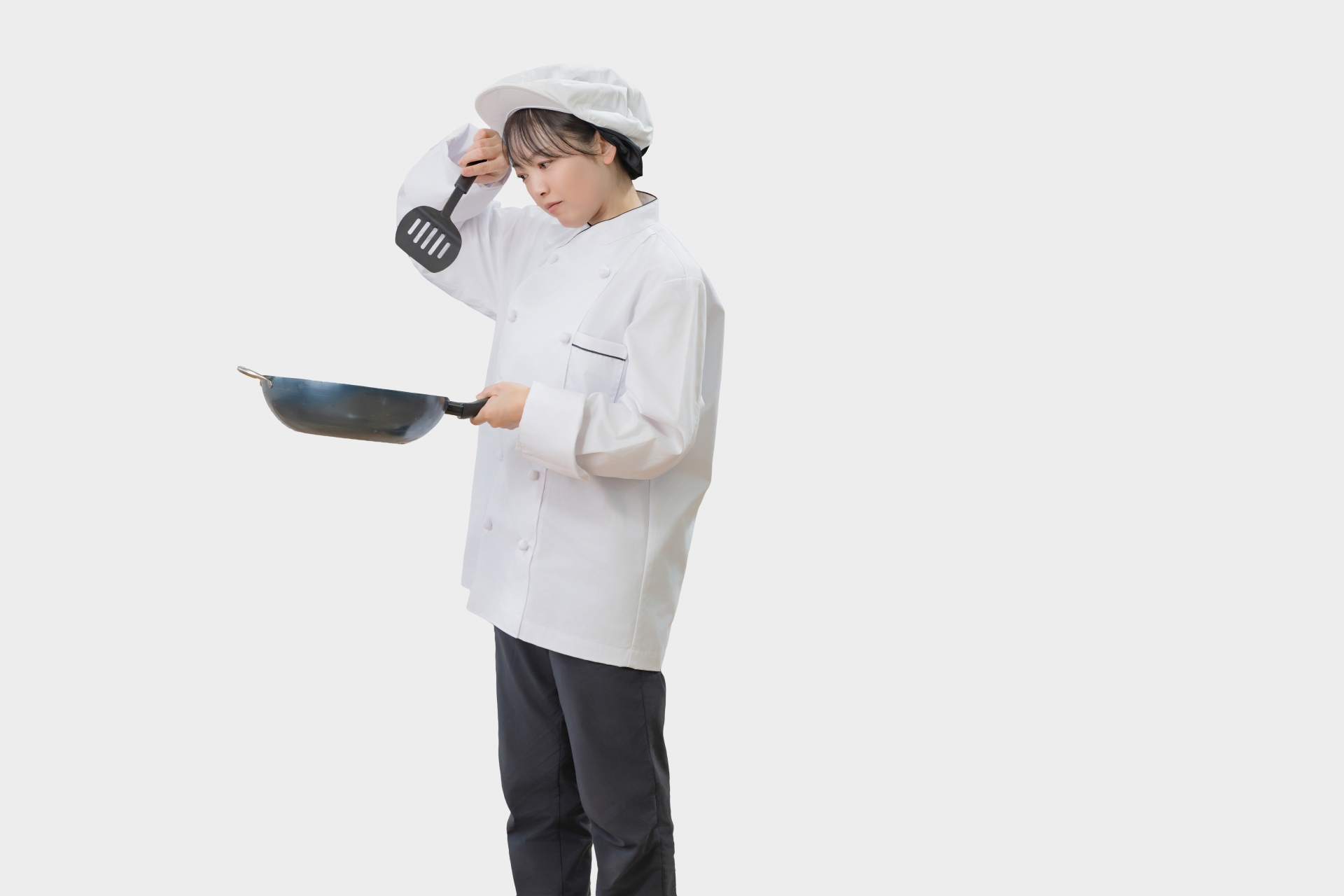 調理するシェフ
